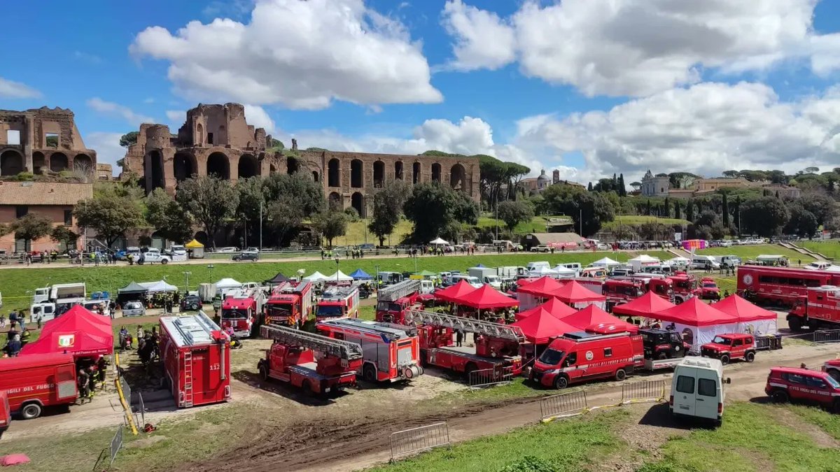 circo massimo.jpeg vvf al circo massimo
