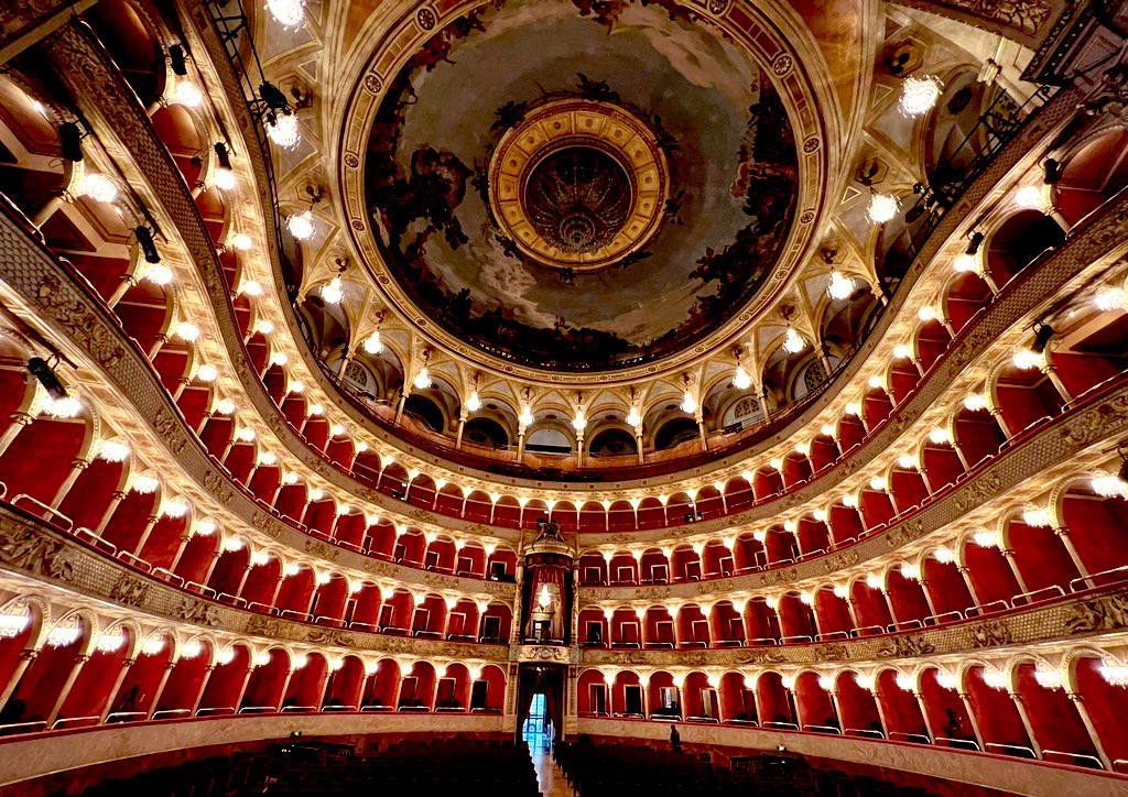 teataro_operajpeg teatro dell'opera
